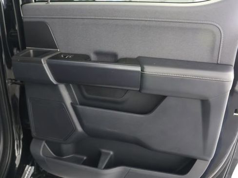 Used 2022 Ford F150 Raptor w/ Convenience Package image 27