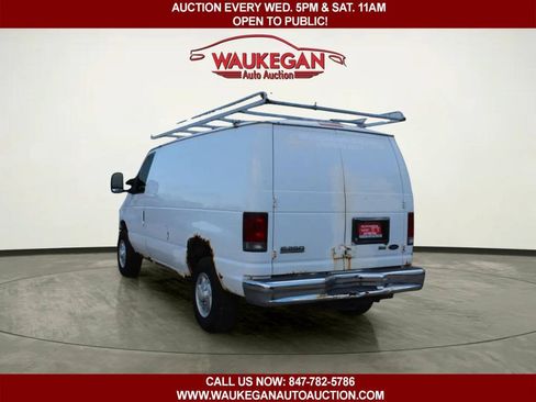 Used 2009 Ford E-250 and Econoline 250 RWD image 4