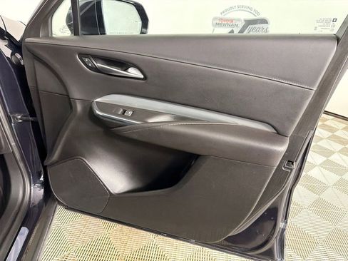 Used 2023 Cadillac XT4 Premium Luxury image 14