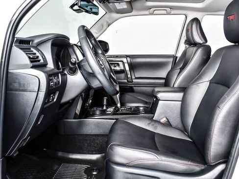 Used 2024 Toyota 4Runner TRD Off-Road Premium w/ Off Road Premium Plus Package AWD/4WD image 13