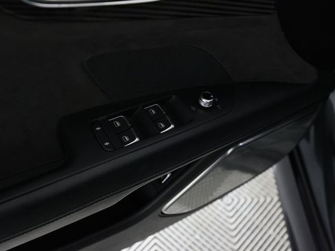 Used 2016 Audi RS 7 Prestige w/ Carbon-Optic Package image 16