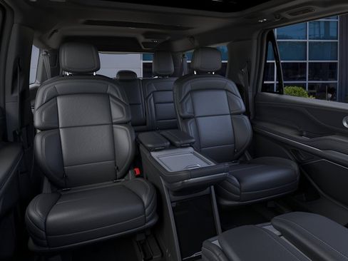 New 2026 Lincoln Navigator L Reserve w/ Jet Appearance Package image 11