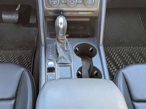 Used 2019 Volkswagen Atlas SE w/ Panoramic Sunroof Package image 20