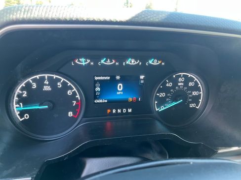 Used 2023 Ford F150 XLT w/ XTR Package image 13