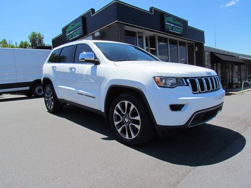 Used 2018 Jeep Grand Cherokee Limited RWD image 1
