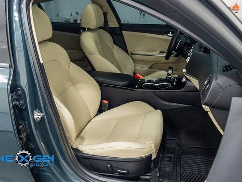 Used 2023 Kia Stinger GT-Line w/ Sun & Sound Package image 38