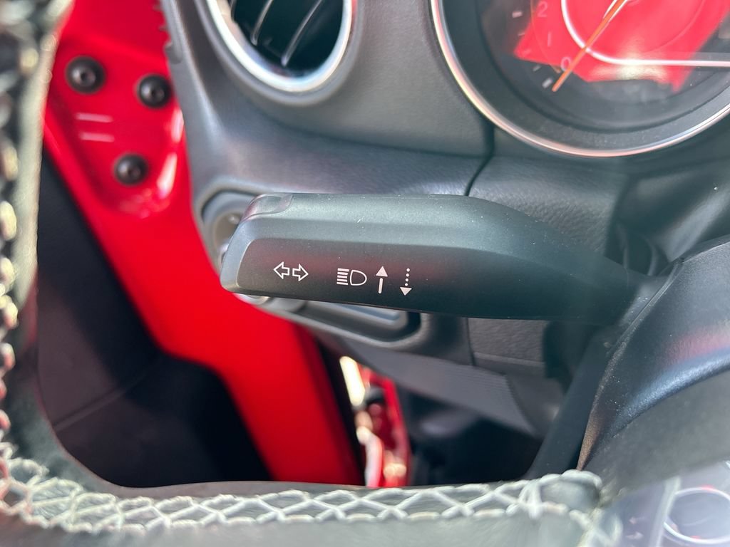 Used 2022 Jeep Wrangler Unlimited Sahara w/ Cold Weather Group AWD/4WD image 30