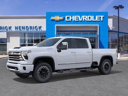 New 2026 Chevrolet Silverado 2500 High Country AWD/4WD image 3