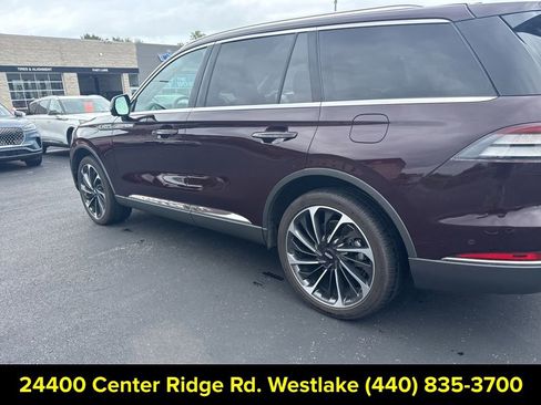 Used 2023 Lincoln Aviator Reserve w/ Equipment Group 201A AWD/4WD image 17