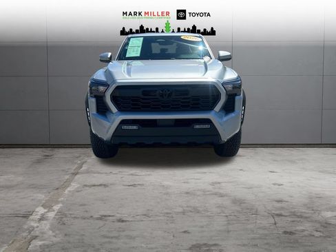 Certified 2026 Toyota Tacoma TRD Off-Road AWD/4WD image 9