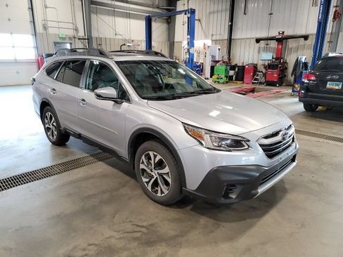 Used 2020 Subaru Outback Limited AWD/4WD image 1