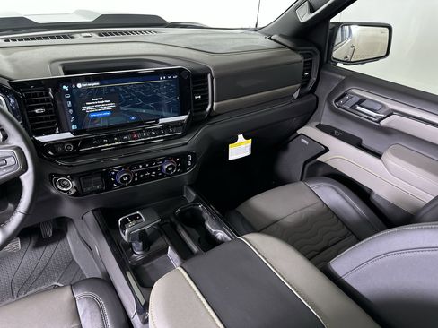 New 2026 Chevrolet Silverado 1500 ZR2 image 72