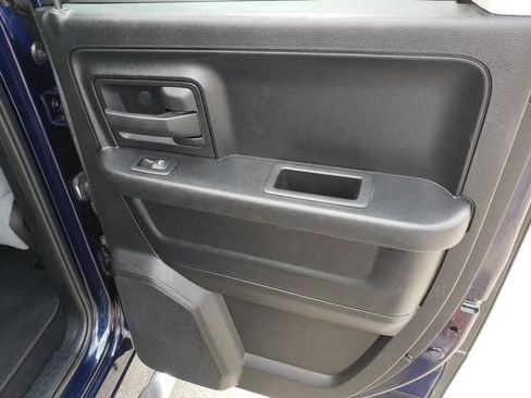 Used 2014 RAM 1500 Express AWD/4WD image 18