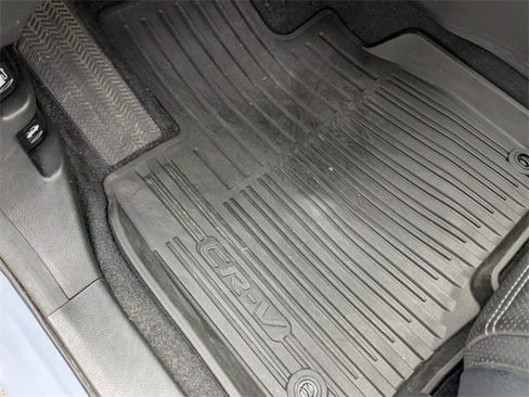 Certified 2021 Honda CR-V Touring image 32