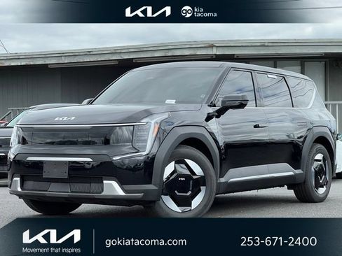 Used 2026 Kia EV9 Light RWD image 1