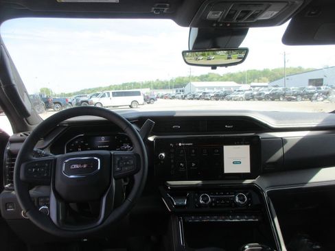 New 2026 GMC Sierra 2500 AT4X AWD/4WD image 16