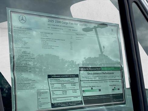 Used 2025 Mercedes-Benz Sprinter 2500 image 21