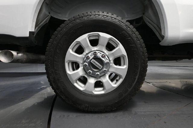 Used 2023 Ford F250 XLT AWD/4WD image 10