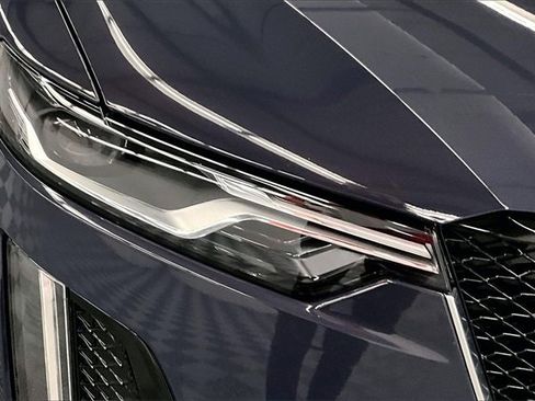 Used 2024 Cadillac XT6 Sport w/ Technology Package image 31