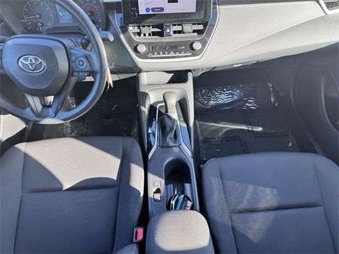 Used 2024 Toyota Corolla LE image 23