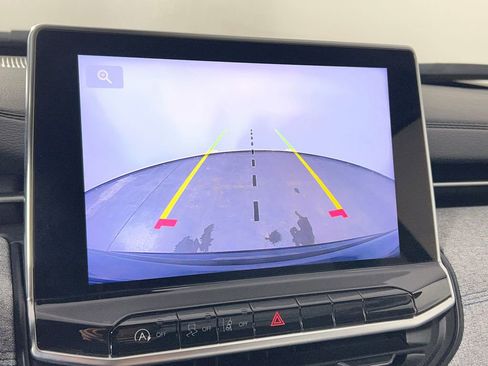 Used 2022 Jeep Compass Latitude w/ Convenience Group image 38