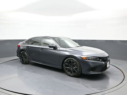 Certified 2022 Honda Civic LX image 4