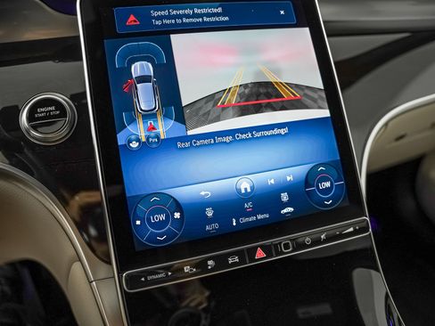 Certified 2025 Mercedes-Benz GLC 350e 4MATIC image 19
