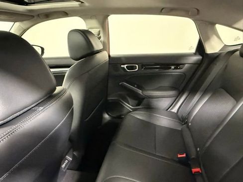 Used 2023 Honda Civic Touring image 38