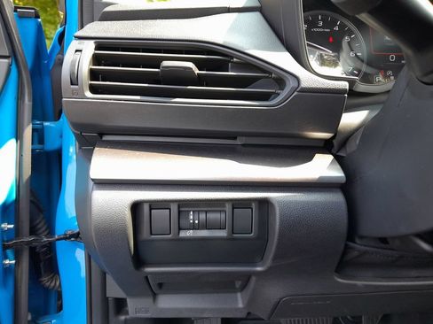 Used 2024 Subaru Impreza 2.0i Sport AWD/4WD image 15