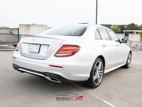 Used 2017 Mercedes-Benz E 300 4MATIC image 7