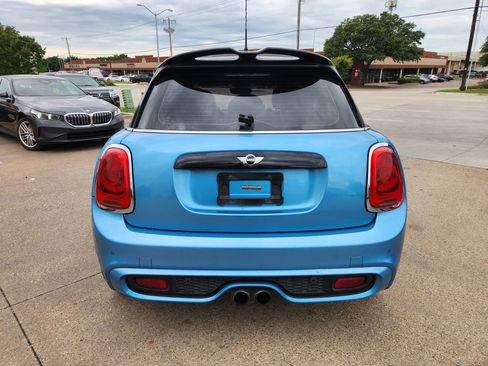 Used 2016 MINI Cooper S FWD image 4