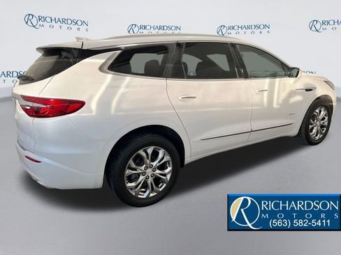 Used 2021 Buick Enclave Avenir w/ Avenir Technology Package image 5