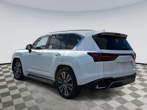 New 2026 Lexus LX 600 4WD w/ Luxury Package image 4