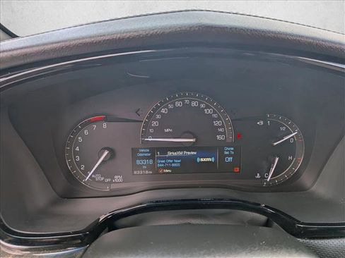 Used 2018 Cadillac XT5 FWD image 10