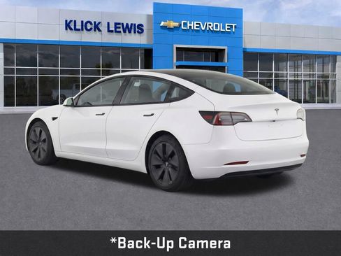 Used 2023 Tesla Model 3 Standard Range RWD image 5