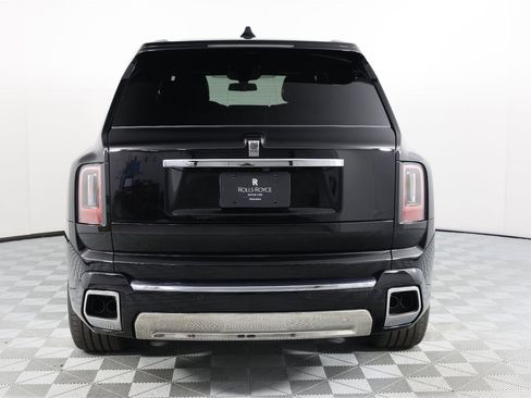 New 2026 Rolls-Royce Cullinan image 6