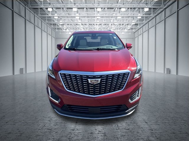 Used 2023 Cadillac XT5 Premium Luxury w/ Technology Package FWD image 8