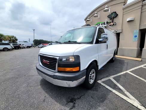 Used 2015 GMC Savana 2500 image 4