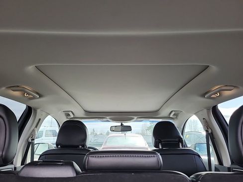 Used 2017 Ford Edge SEL w/ Equipment Group 201A image 7