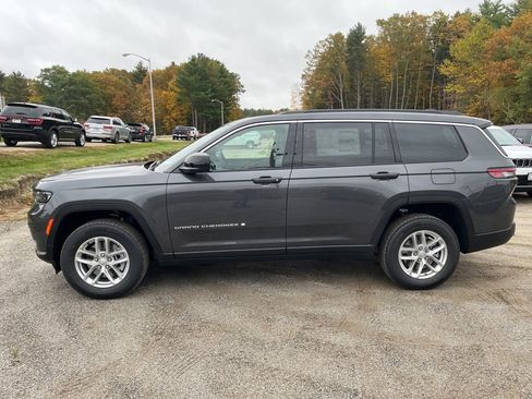 New 2025 Jeep Grand Cherokee L Laredo image 4