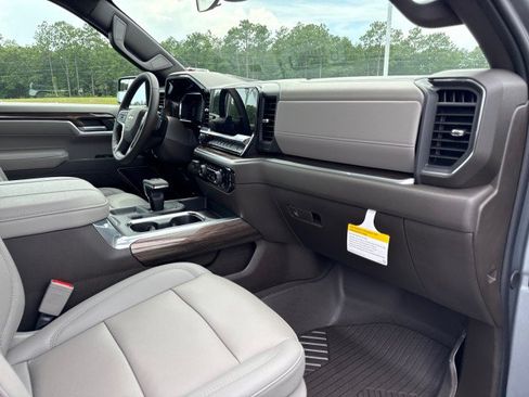 New 2026 Chevrolet Silverado 1500 LT AWD/4WD image 11