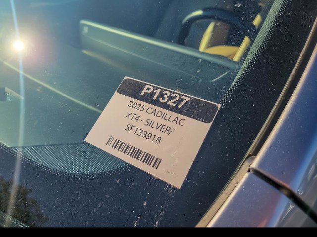 Certified 2025 Cadillac XT4 Premium Luxury FWD image 25