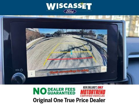 Used 2024 Toyota RAV4 XLE image 8