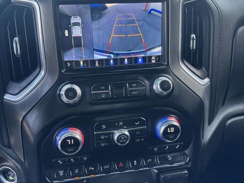 Used 2021 GMC Sierra 2500 Denali w/ Denali Ultimate Package image 10