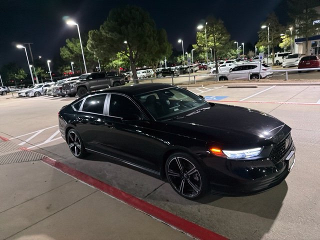 Used 2024 Honda Accord Sport image 4