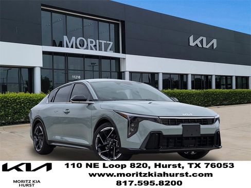 New 2025 Kia K4 GT-Line image 1