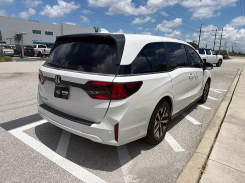 Used 2025 Honda Odyssey EX-L image 5
