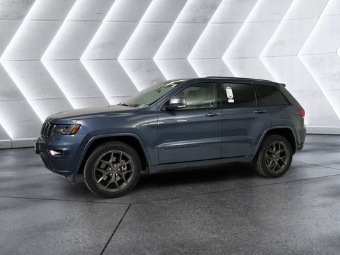 Used 2021 Jeep Grand Cherokee Limited w/ Quick Order Package 28K 80th AWD/4WD image 3