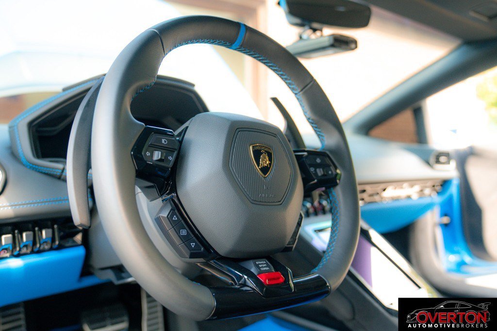 Used 2023 Lamborghini Huracan Tecnica RWD image 22
