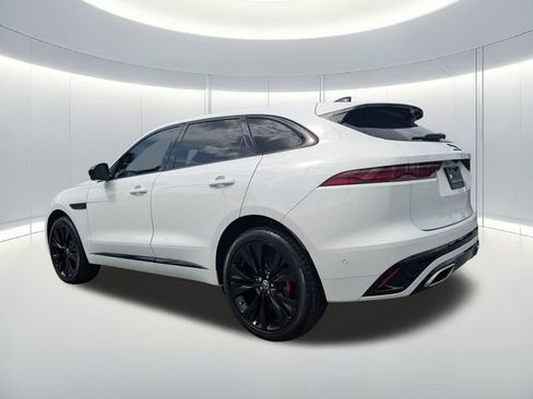 Used 2026 Jaguar F-PACE R-Dynamic S AWD/4WD image 3